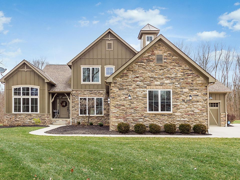 1st image of 121 Glendalough Pl