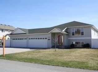 340 E Cloverleaf Dr, Hayden Lake, ID 83835