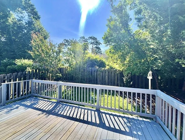 606 Trillium Ct — Photo 37
