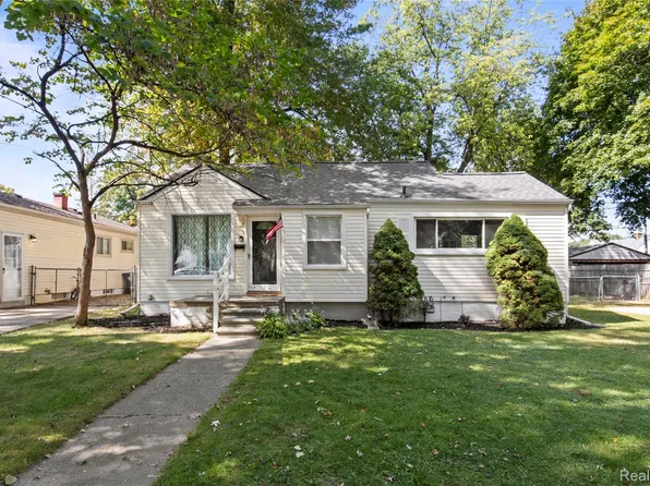 9591 Columbia, Redford, MI 48239