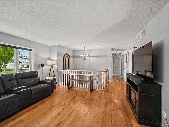 3rd image of 2200 A Ave