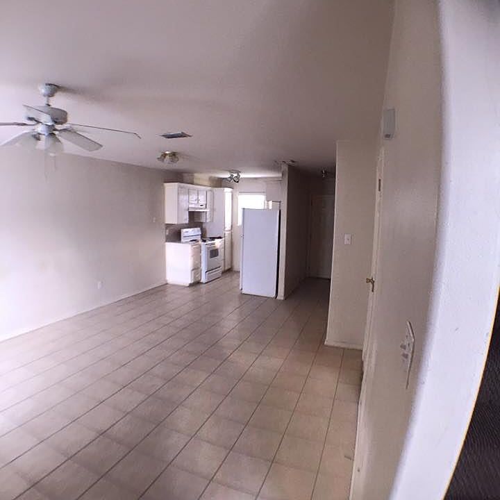 W LENS LIVING