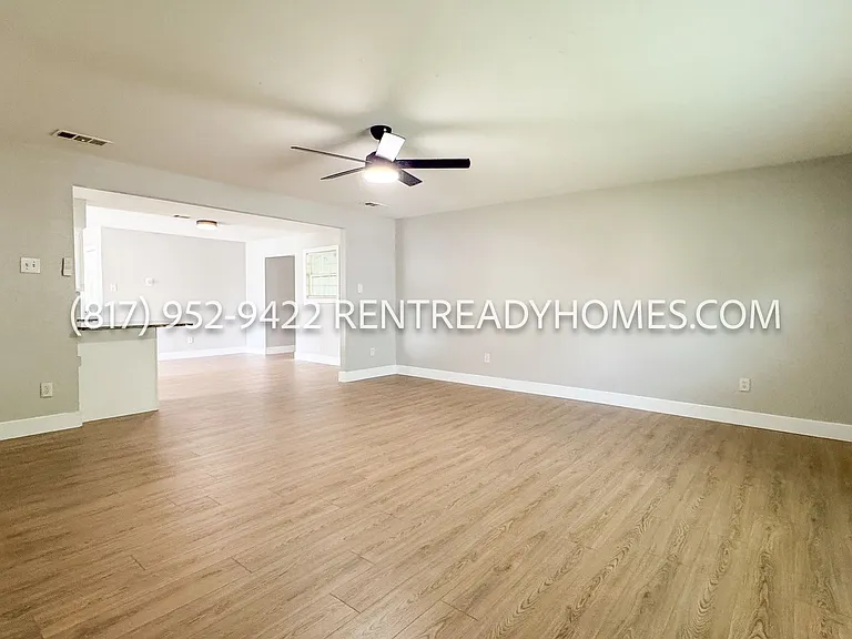 2613 Fairbrook St — Photo 18