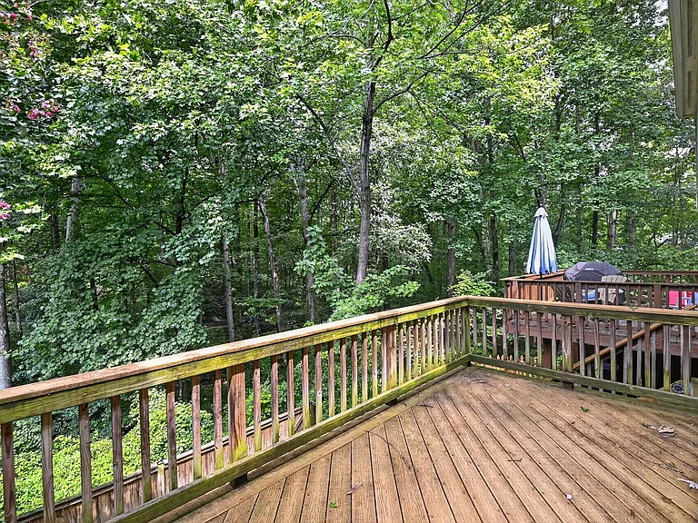 6176 Martins Landing Ct — Photo 30