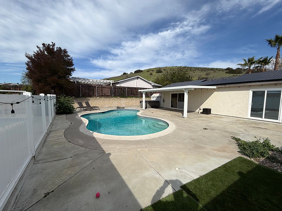 1st image of 9445 Hornbuckle Dr
