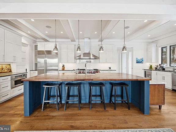 5th image of 1730 Western Run Rd