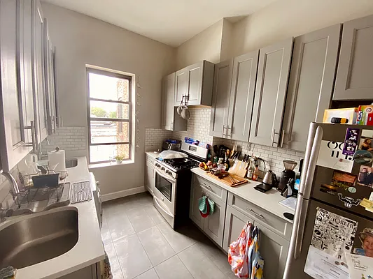 Rented by Mdays Realty | media 3