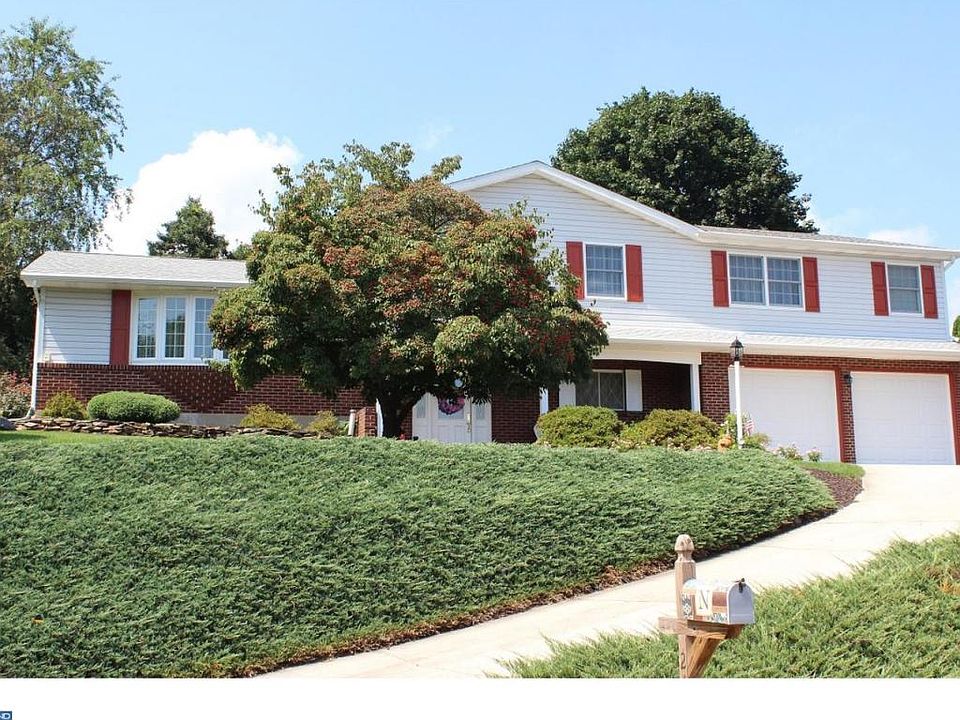 1st image of 24 Deer Park Dr
