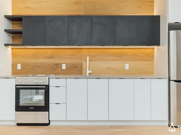 312 Devoe Street image 1 of 15