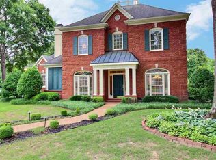 2370 Shrewsbury Run E, Collierville, TN 38017