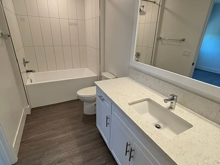 Cierra Apartments — Photo 77