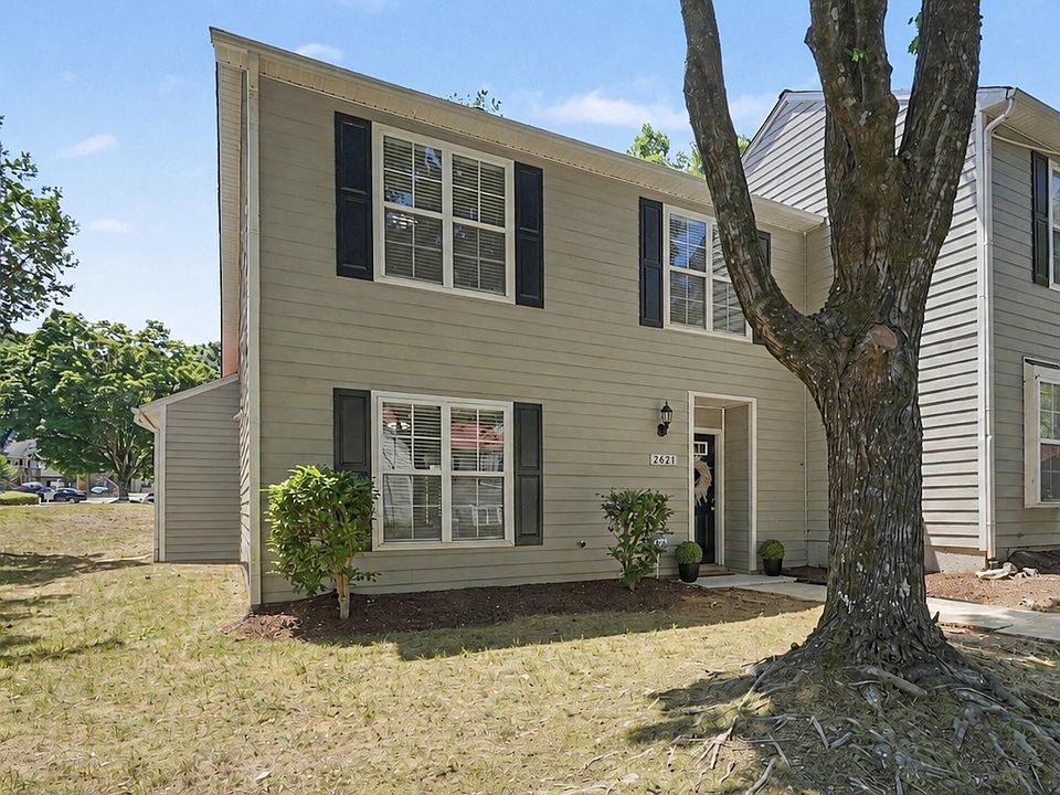 1st image of 2821 Crestscene Trl
