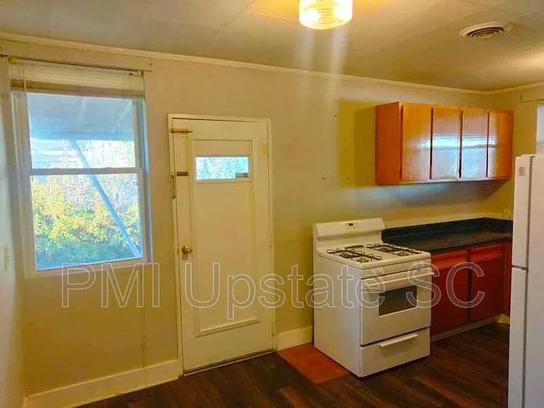 7B Harts Ct — Photo 4
