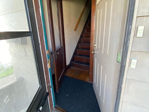 3rd image of 4412 Alpha Ave Unit 2