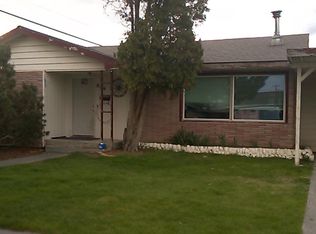 834 S Fairbanks Dr, Moses Lake, WA 98837