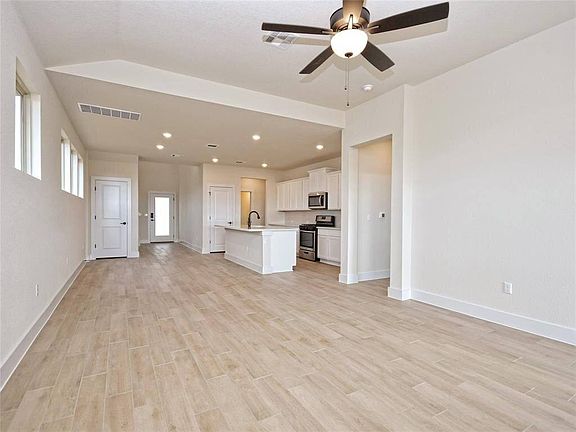 4th image of 8509 McKamy Dr