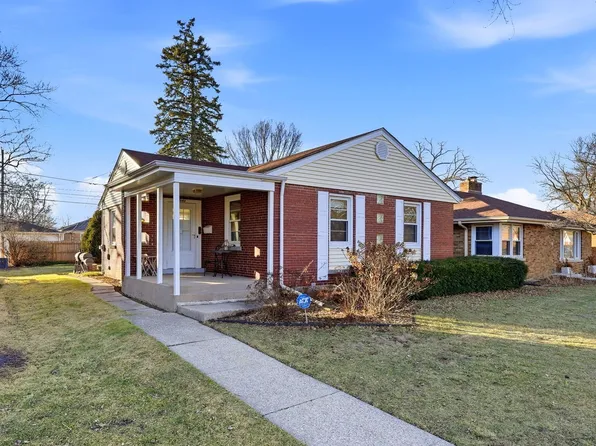 8144 Kildare Ave, Skokie, IL 60076