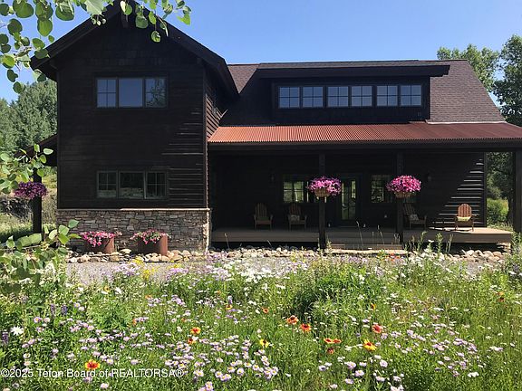 3rd image of 4641 River Hollow Dr