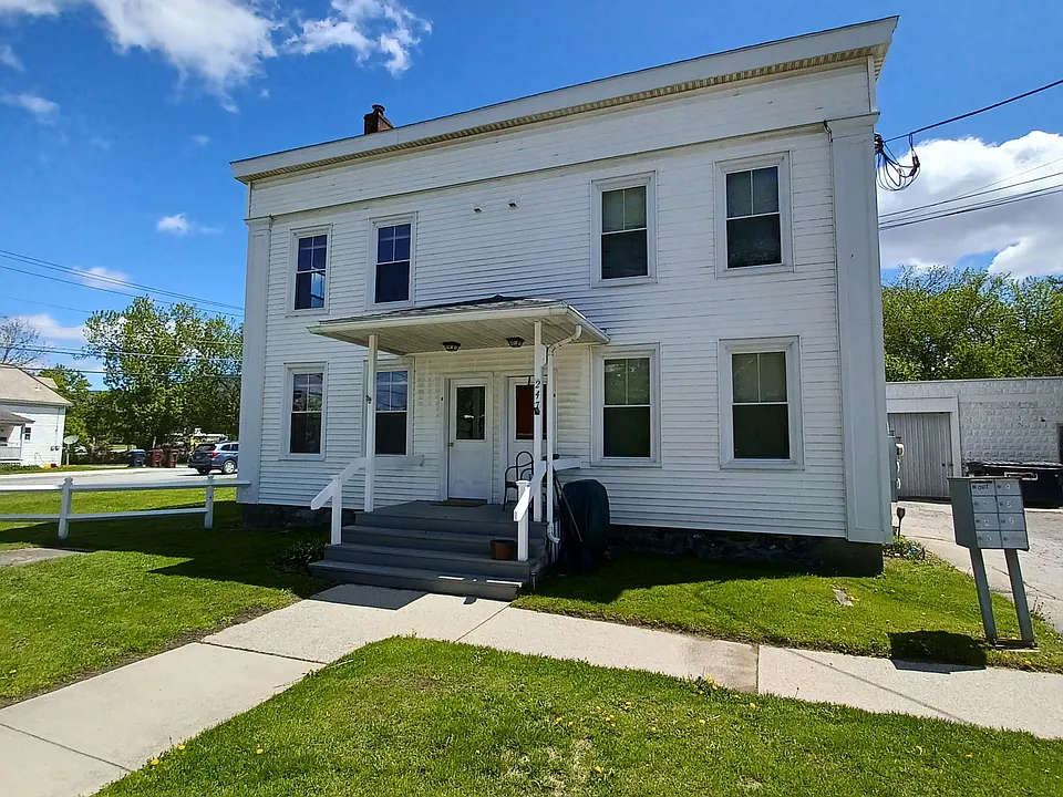 247 Depot St #4