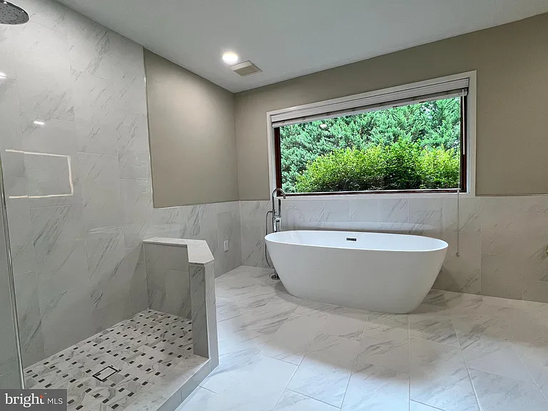 6710 Persimmon Tree Rd — Photo 17