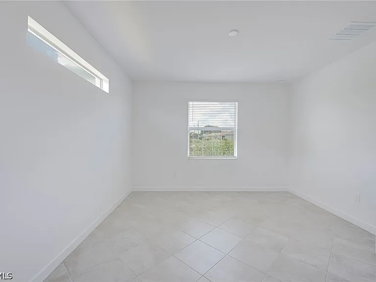 20601 Hazelnut Ct — Photo 17