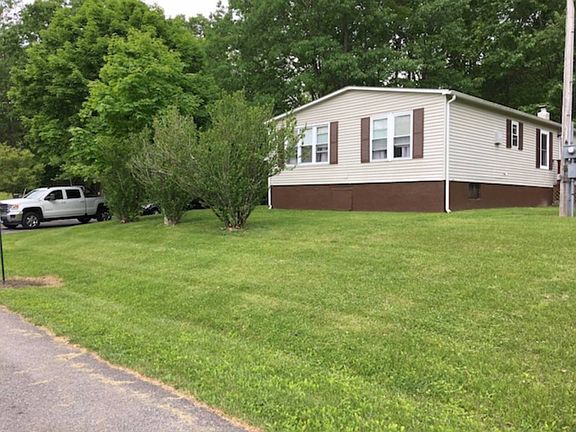 2nd image of 15 Troutbrook Ln