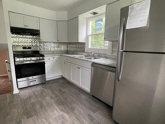 3rd image of 5557 Aspen Ave
