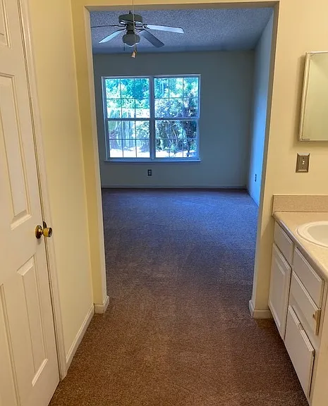 1490 Amanda Park Ln — Photo 6