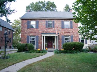 657 Lockwood Ct, Saint Louis, MO 63119