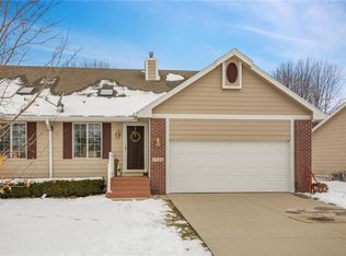 1526 Prairie Ct, Altoona, IA 50009