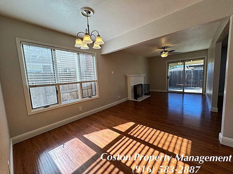 2265 Arliss Way — Photo 4