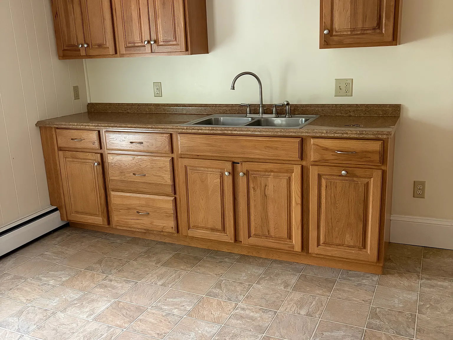 2 bed, $1,400 — Photo 3