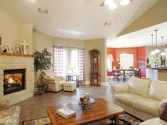 4th image of 6250 Meadowlands Dr