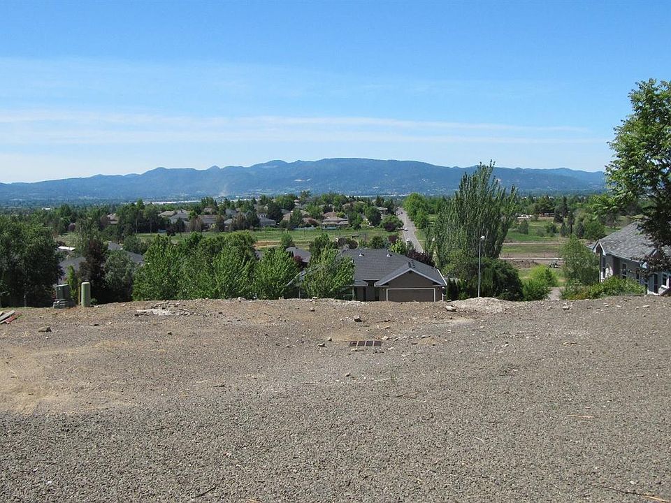 2nd image of 2446 Herrington Way