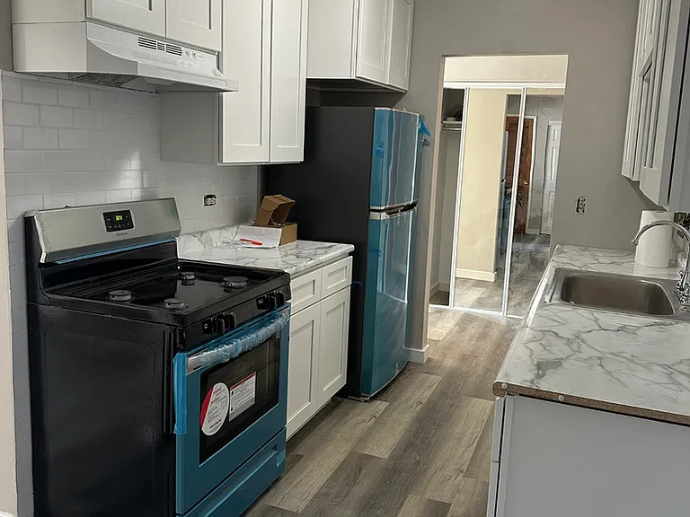 318 N Salem Ave #1 — Photo 2