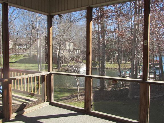 4th image of 195 Ivy Brook Ln