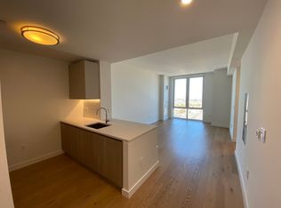 40-22 24th St #43A, Long Island City, NY 11101