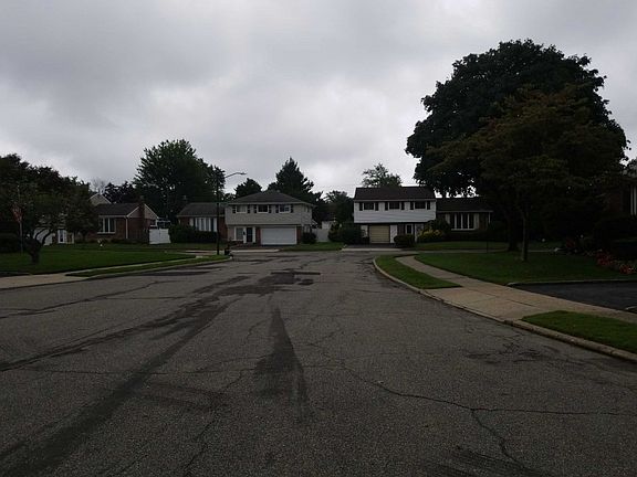 4th image of 43 Belle Ct