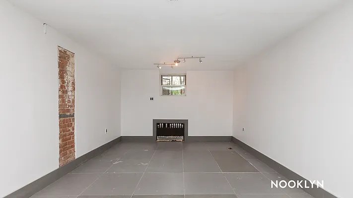 Rented by Nooklyn NYC LLC | media 17