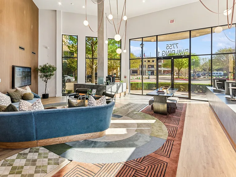 Leasing Office