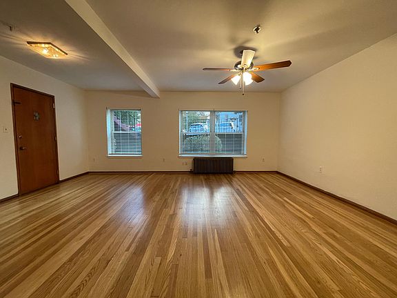 5th image of 117 1/2 N Yakima Ave #102
