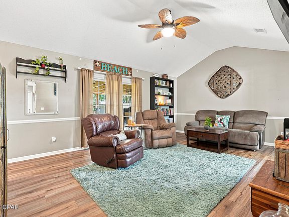 4th image of 17005 Guava Ave