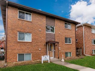 1114 G St APT 9, Lincoln, NE 68508