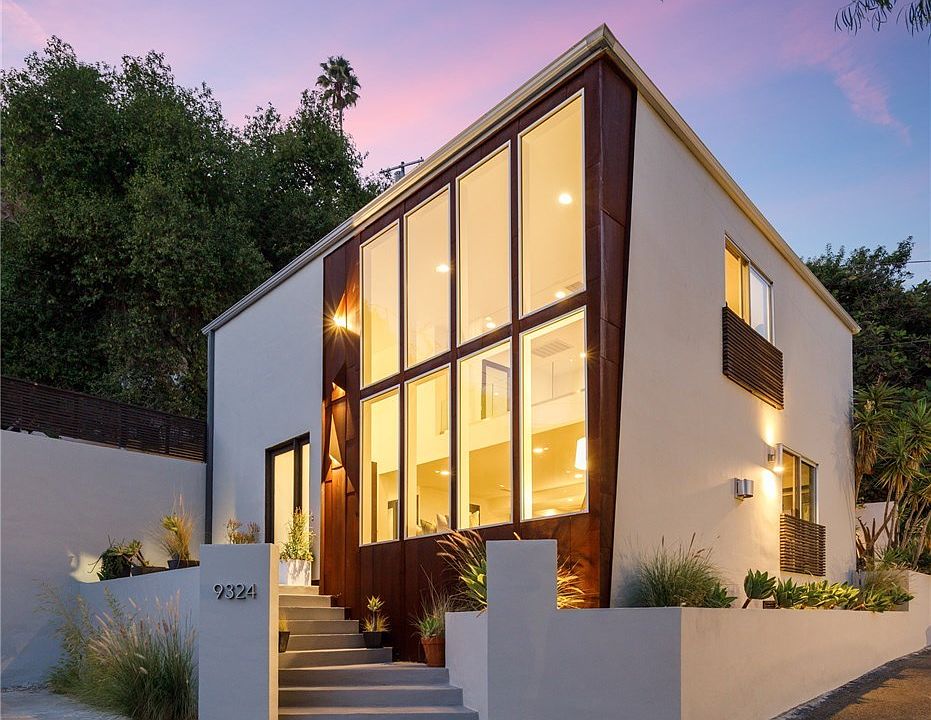 1st image of 9324 Warbler Way
