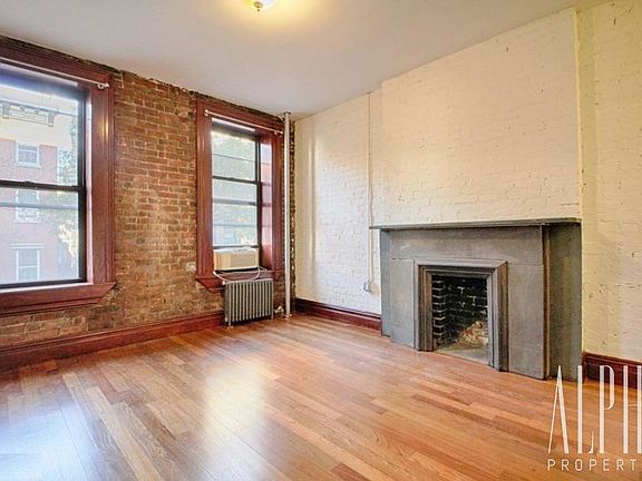 4th image of 320 W 19th St APT 3E