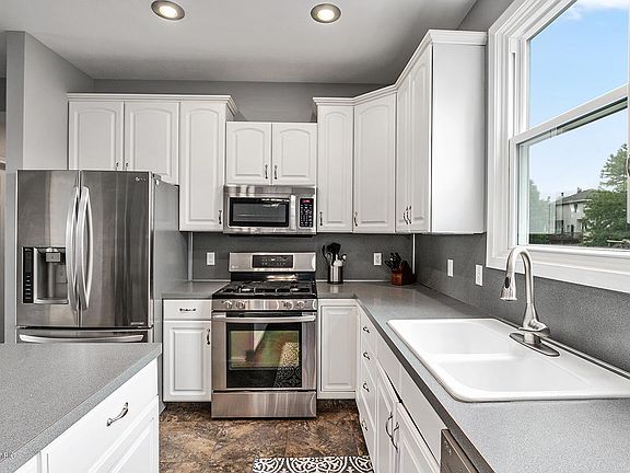 2nd image of 6696 Crystal Downes Ct SE