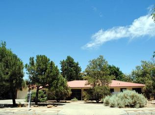 1509 Kit Carson Ave SW, Albuquerque, NM 87104