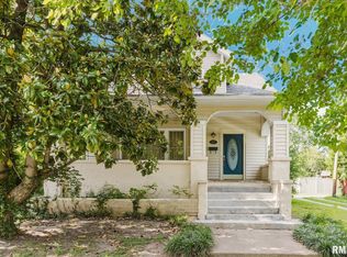 410 E Allen Ave, Marion, IL 62959