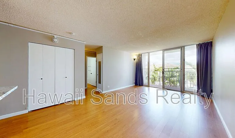 1128 Ala Napunani St #404 — Photo 9