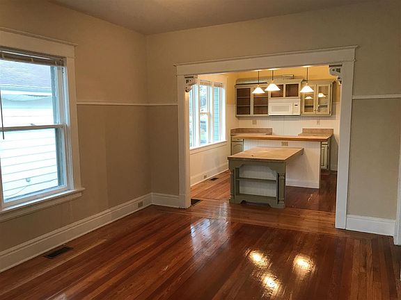 5th image of 615 E Dubail Ave